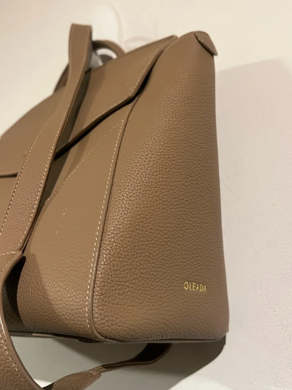 Oleada two way leather bag - Picture 5 of 11
